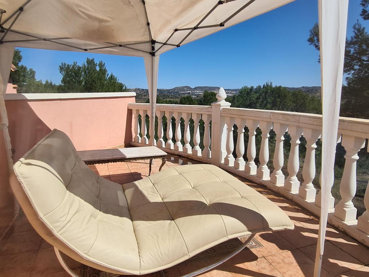 Villa Chateau Angelique Montroy Exterior foto